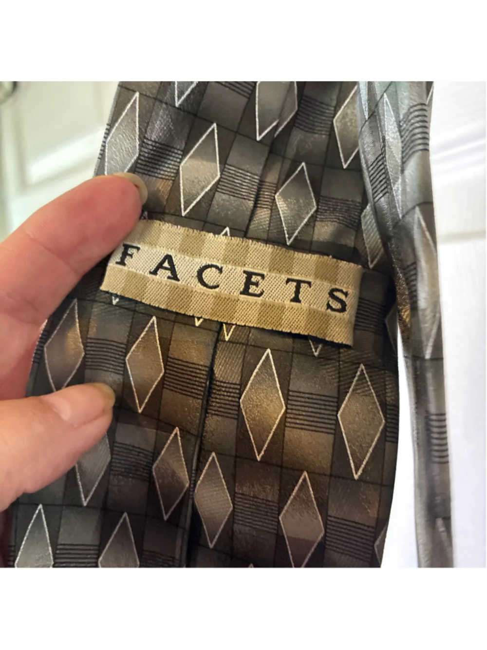 Men's Facets Silk Tie One Size Grey Black Diamond Pattern